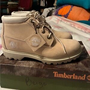 Timberland Off-White Sole Boots